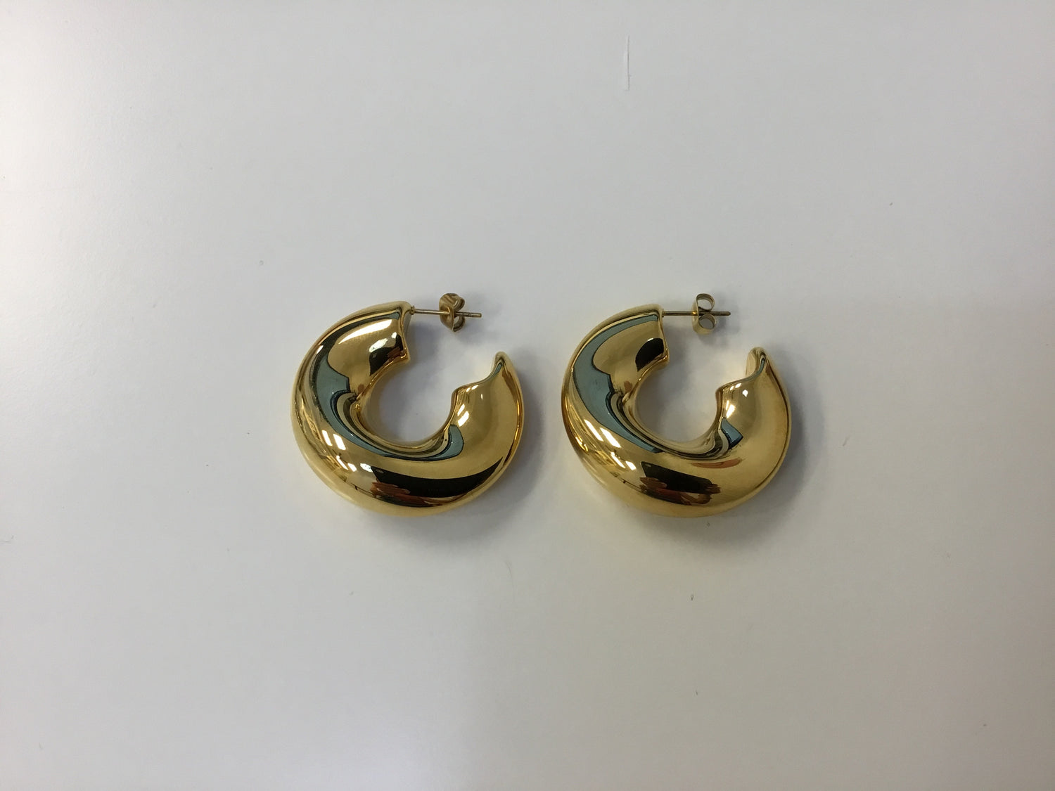 Molten Chunky Hoop Earrings